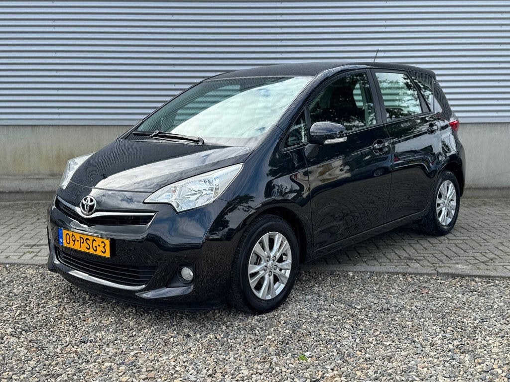 Toyota Verso-S 1.3 VVT-i Aspiration Automaat [ ecc,camera,h-, Euro 5, Stof, Gebruikt, Zwart