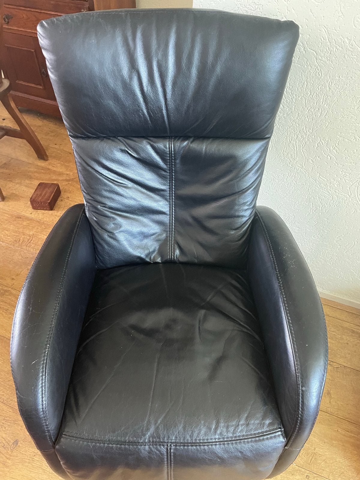 2x Zwarte Leren Relaxfauteuils, Ophalen, Gebruikt, 100 tot 125 cm, Leer