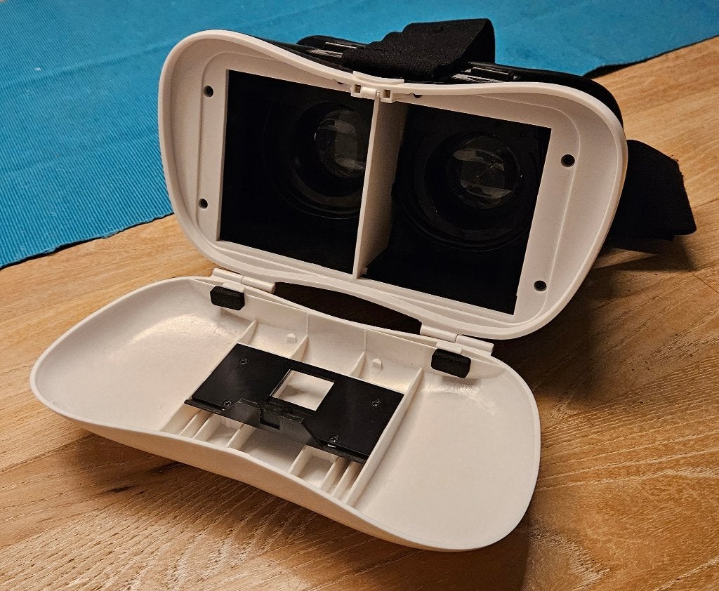 VR Bril, VR Case RKSth, Ophalen of Verzenden, Zo goed als nieuw, VR-bril, Telefoon