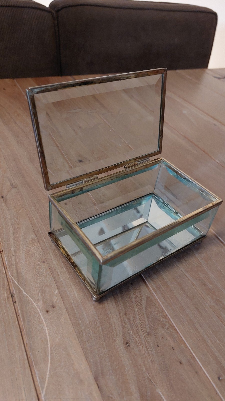 Vintage Glazen Sieradendoosje met Gegraveerde Bloemen, Ophalen of Verzenden