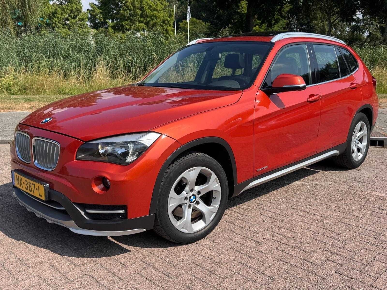 BMW X1 sDrive18i High Executive automaat* NK-387-L, Auto's, BMW, Euro 6, 1700 kg, Geïmporteerd, 750 kg