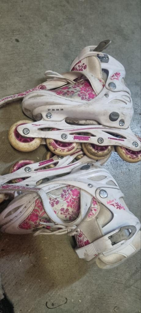 Roces meisjes skates verstelbaar mt 34-37, Sport en Fitness, Skeelers, Kinderen, Roces, Ophalen of Verzenden, Inline skates 4 wielen