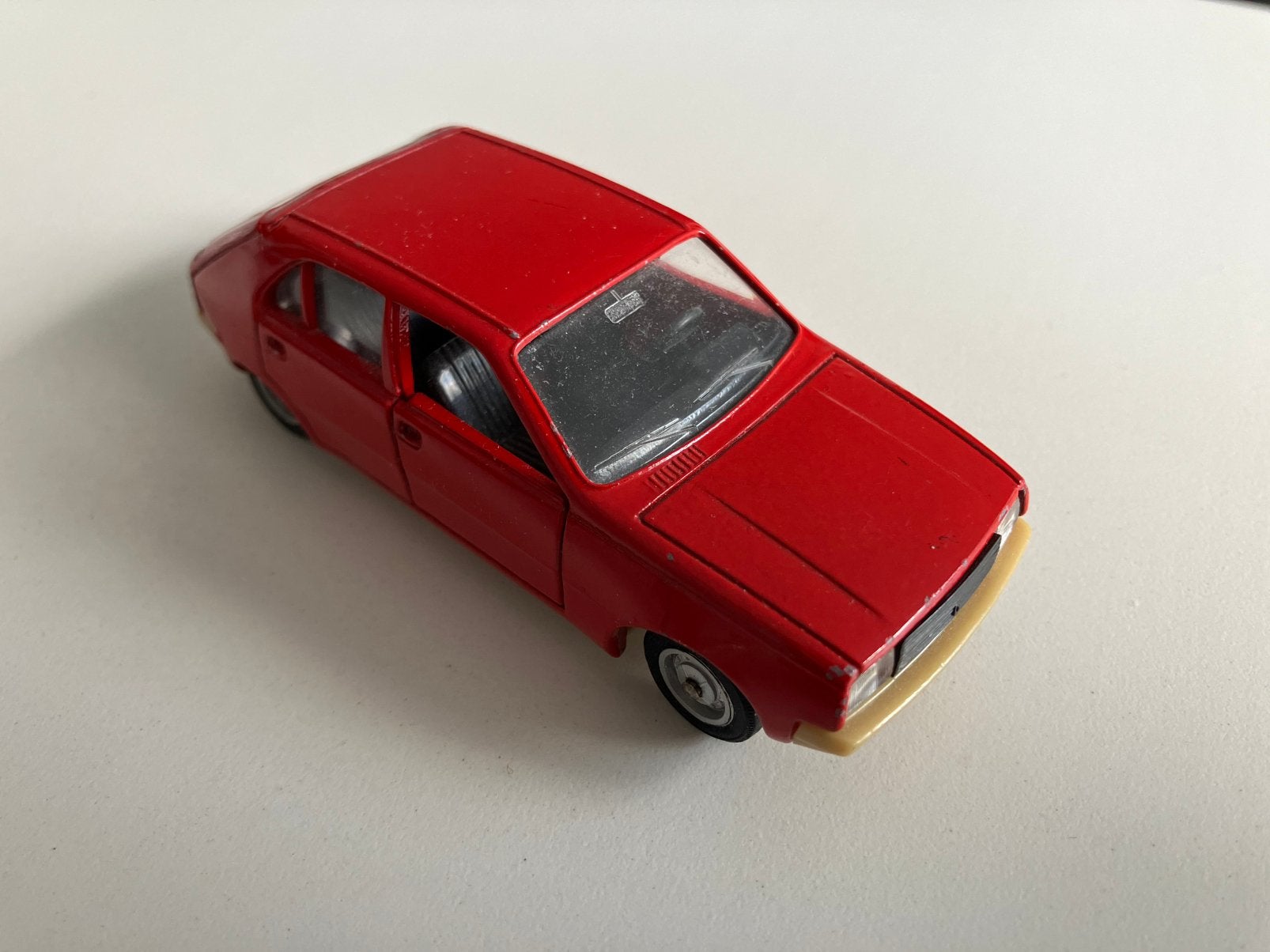 Solido Renault 14 modelauto nette staat, Verzenden, Zo goed als nieuw, Auto, Solido