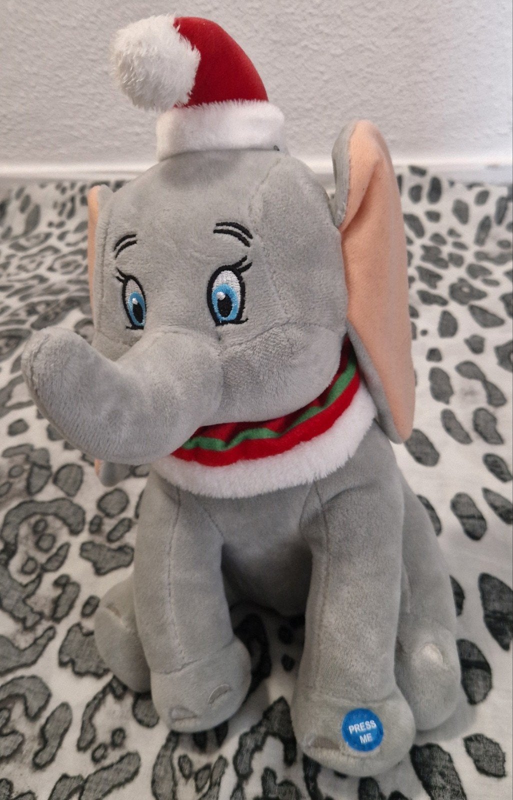 Originele Disney Dumbo Kerst Knuffel met Geluid – Zgan, Ophalen of Verzenden, Zo goed als nieuw, Overige typen