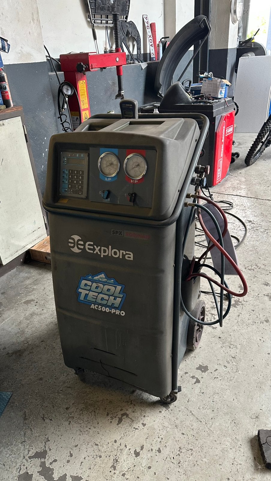 SPX Robinair Explora CoolTech AC500-PRO aircoservicemachine., Ophalen, Gebruikt