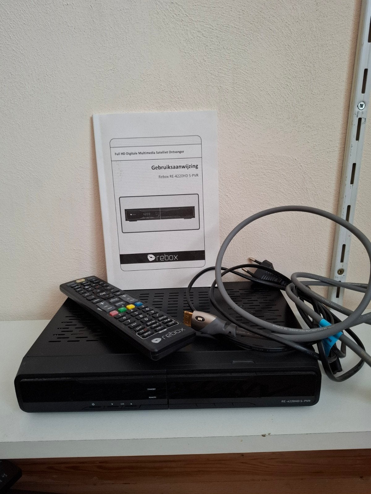 Rebox RE-4220HD S-PVR Full HD Satelliet Ontvanger, Ophalen of Verzenden, Gebruikt, Decoder