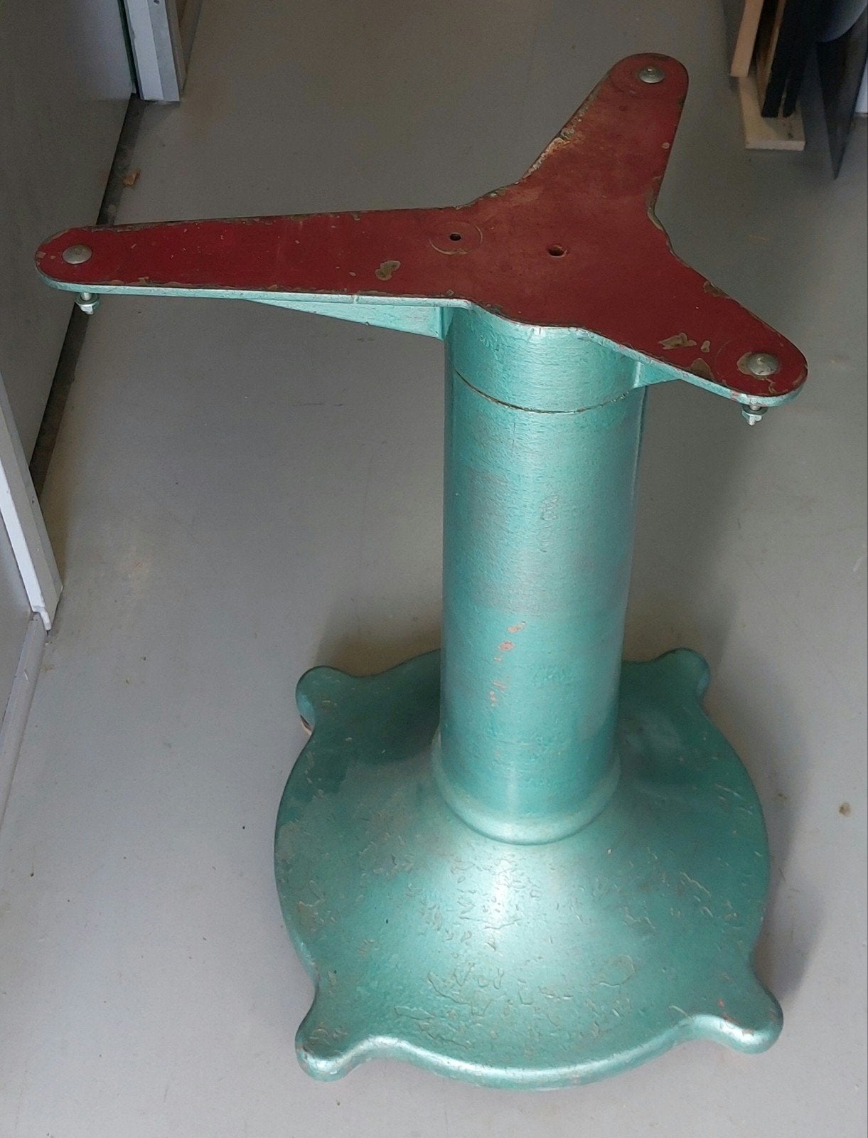 Gietijzeren machinevoet / machinestandaard / onderstel, Ophalen, Gebruikt