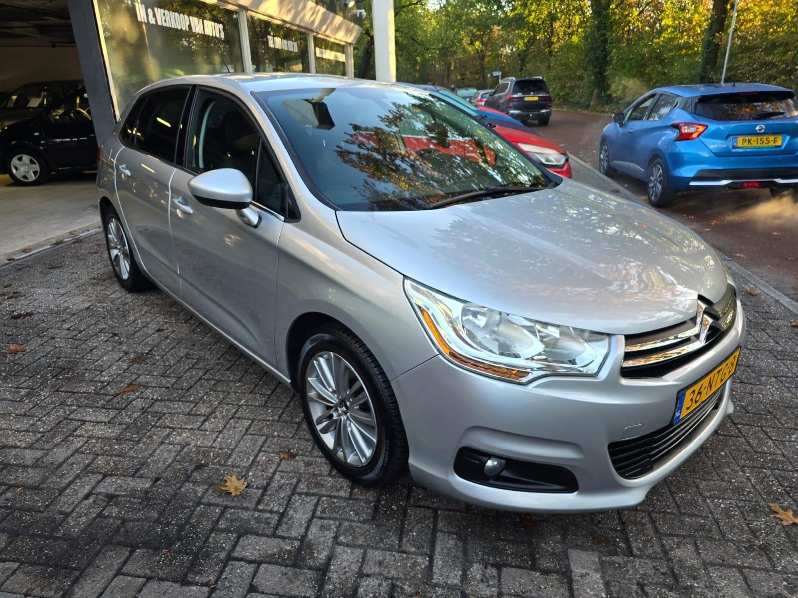Citroen C4 1.6 VTi Tendance | NIEUWE APK | NAVI | AIRCO | PD, Voorwielaandrijving, Stof, 4 cilinders, Origineel Nederlands
