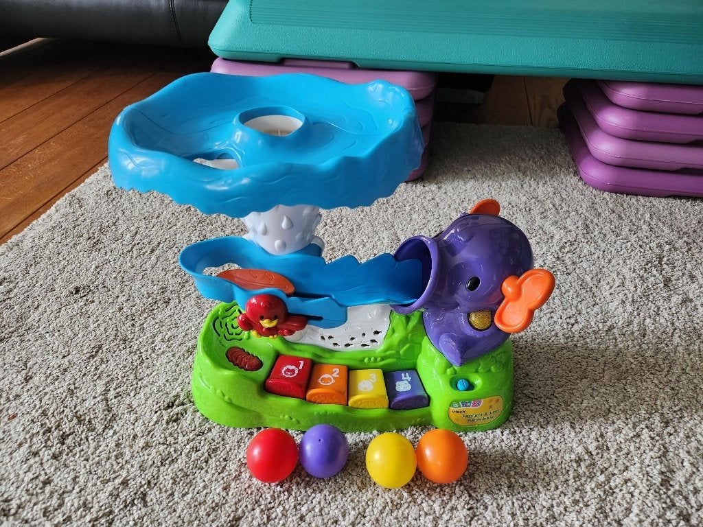 VTech olifant lanceer en leer ballenbaan, Ophalen, Zo goed als nieuw, 6 maanden tot 2 jaar