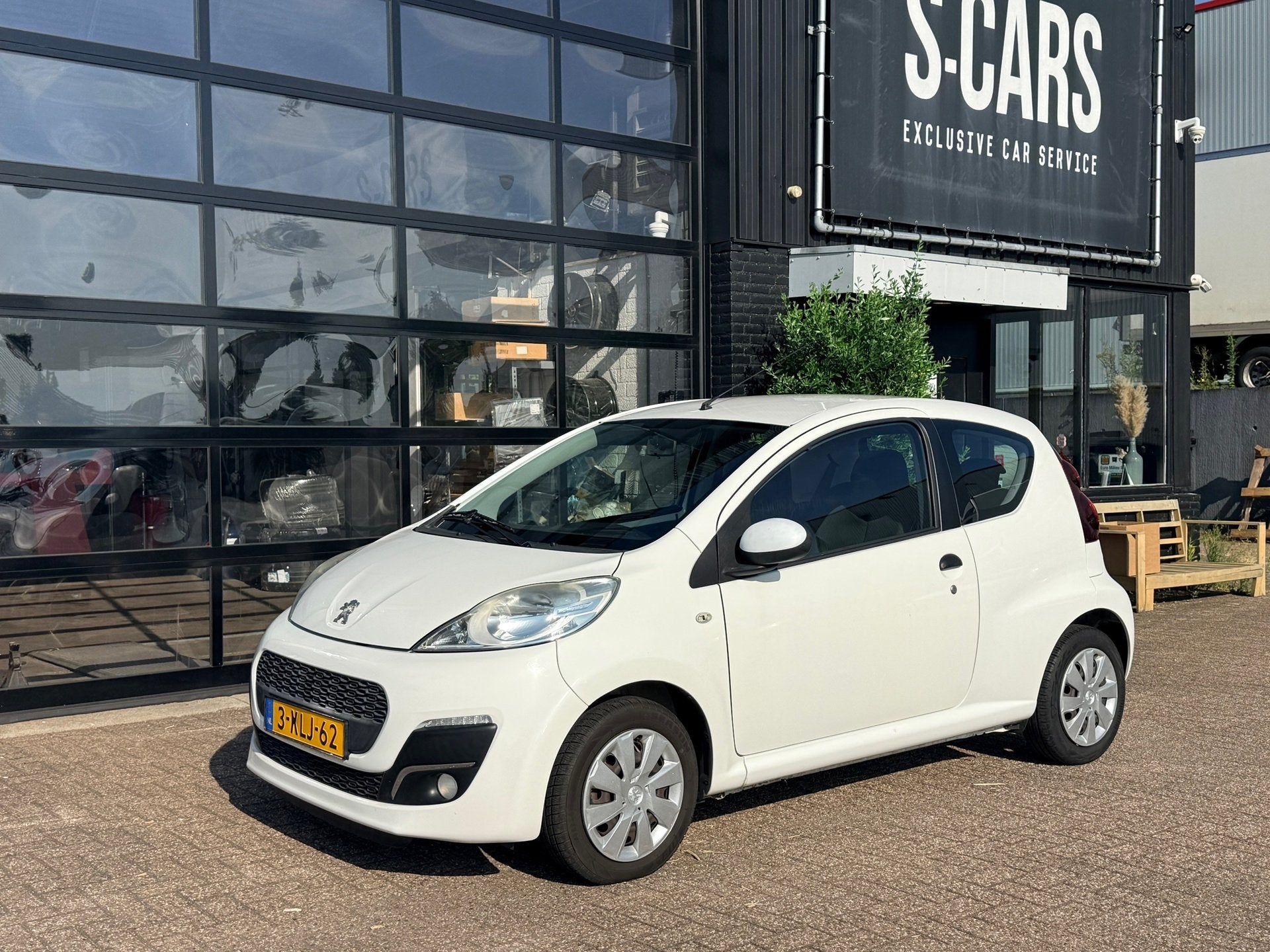 Peugeot 107