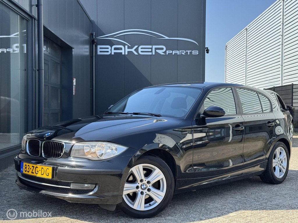 BMW 1-serie 116i Business Line ~ Navi~ Airco ~Elektra pakket, 1-Serie, Achterwielaandrijving, Gebruikt, 4 cilinders