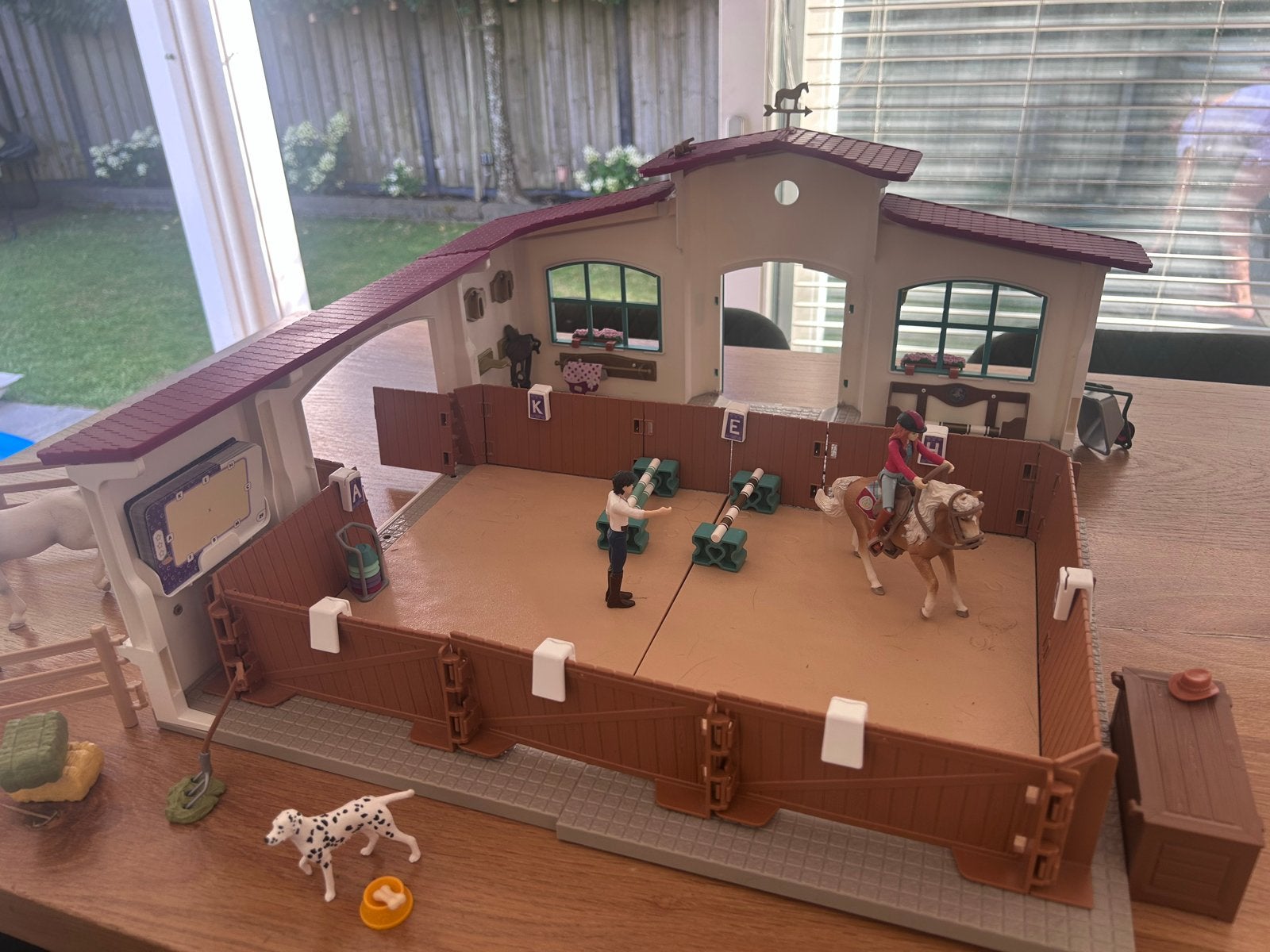 Schleich Paardenmanege met accessoires en figuren, Ophalen, Zo goed als nieuw, Jongen of Meisje