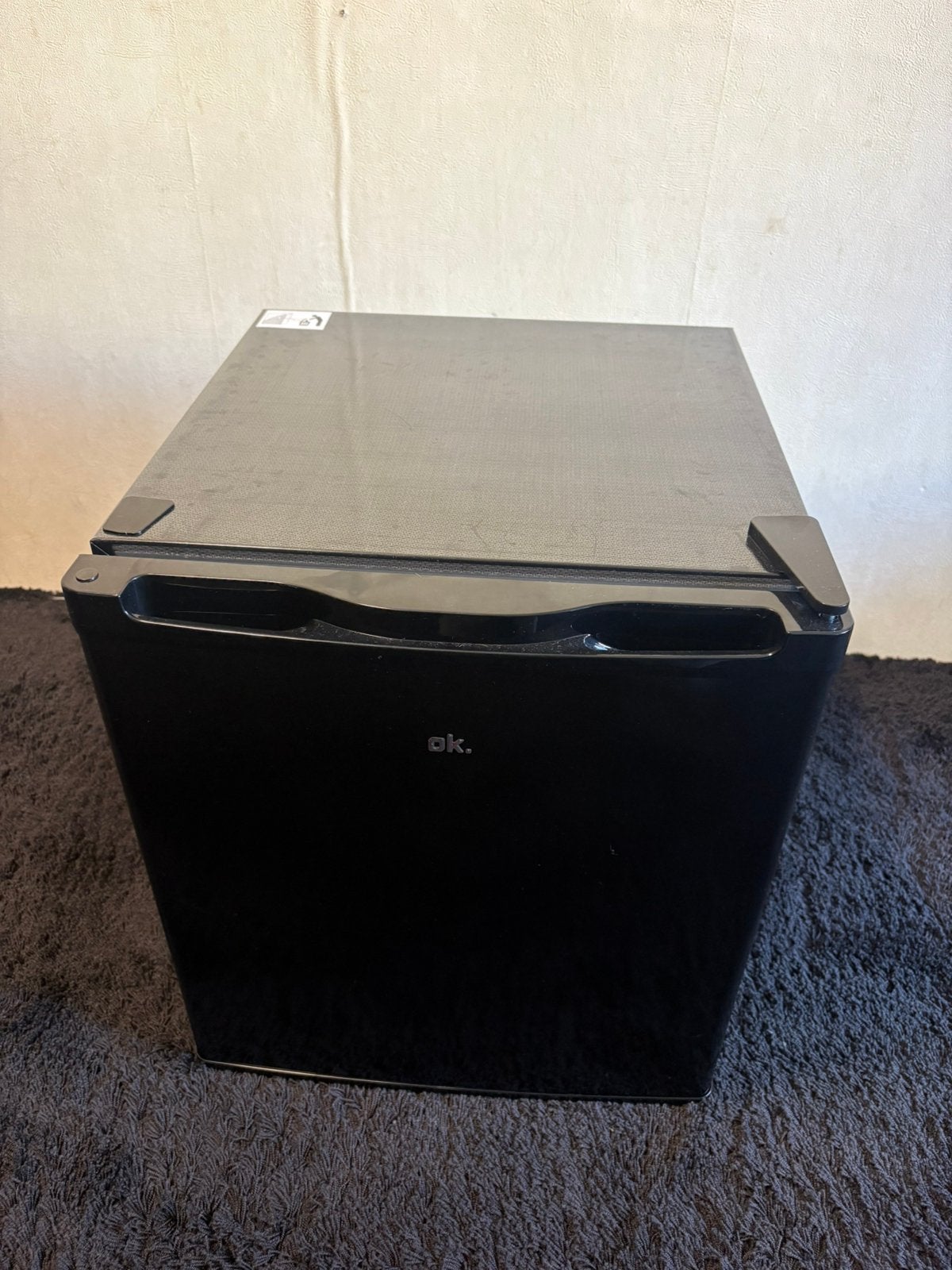 Ok mini koelkast, Ophalen, Zonder vriesvak, Minder dan 85 cm, Minder dan 75 liter