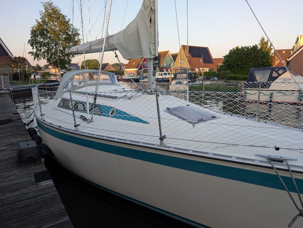 Friendship 33, 10 m, Gebruikt, 1.90 meter, Binnenboordmotor