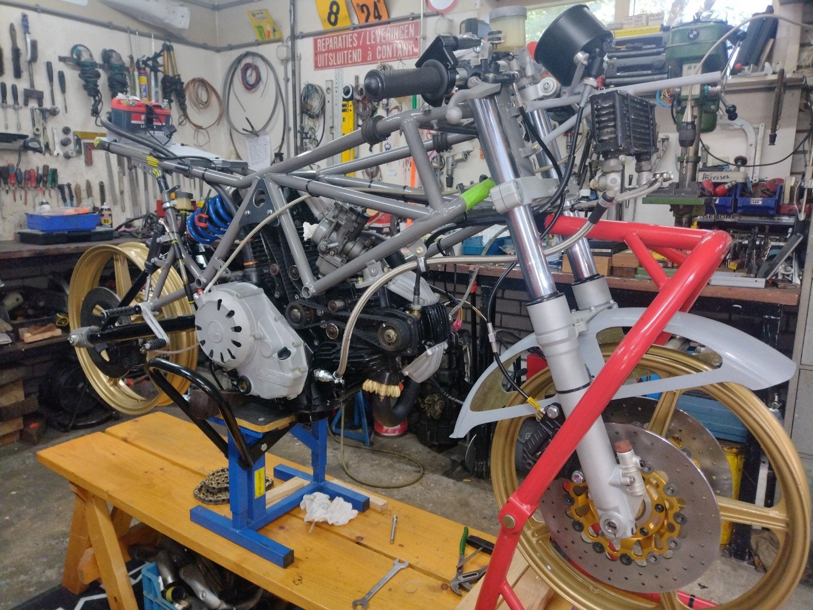 gezocht Ducati pantah 500/600 voor onderdelen, Ophalen