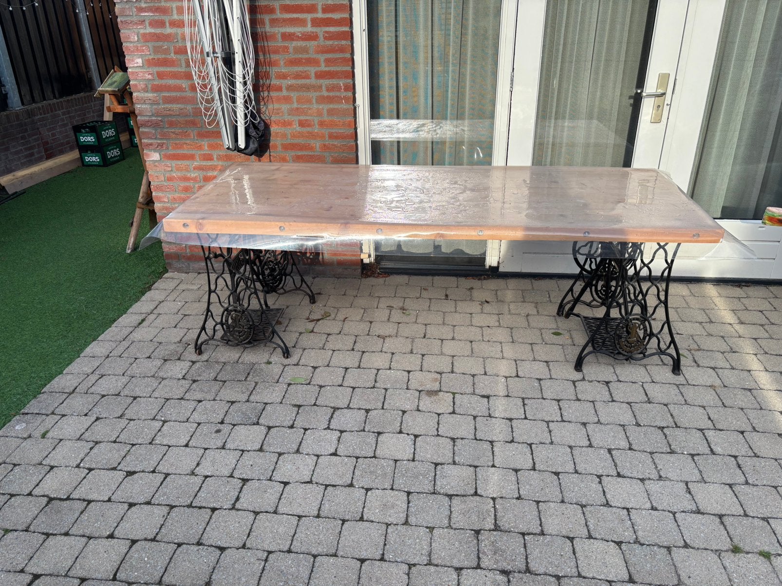 Unieke tafel met vintage Singer naaimachine onderstellen, Ophalen