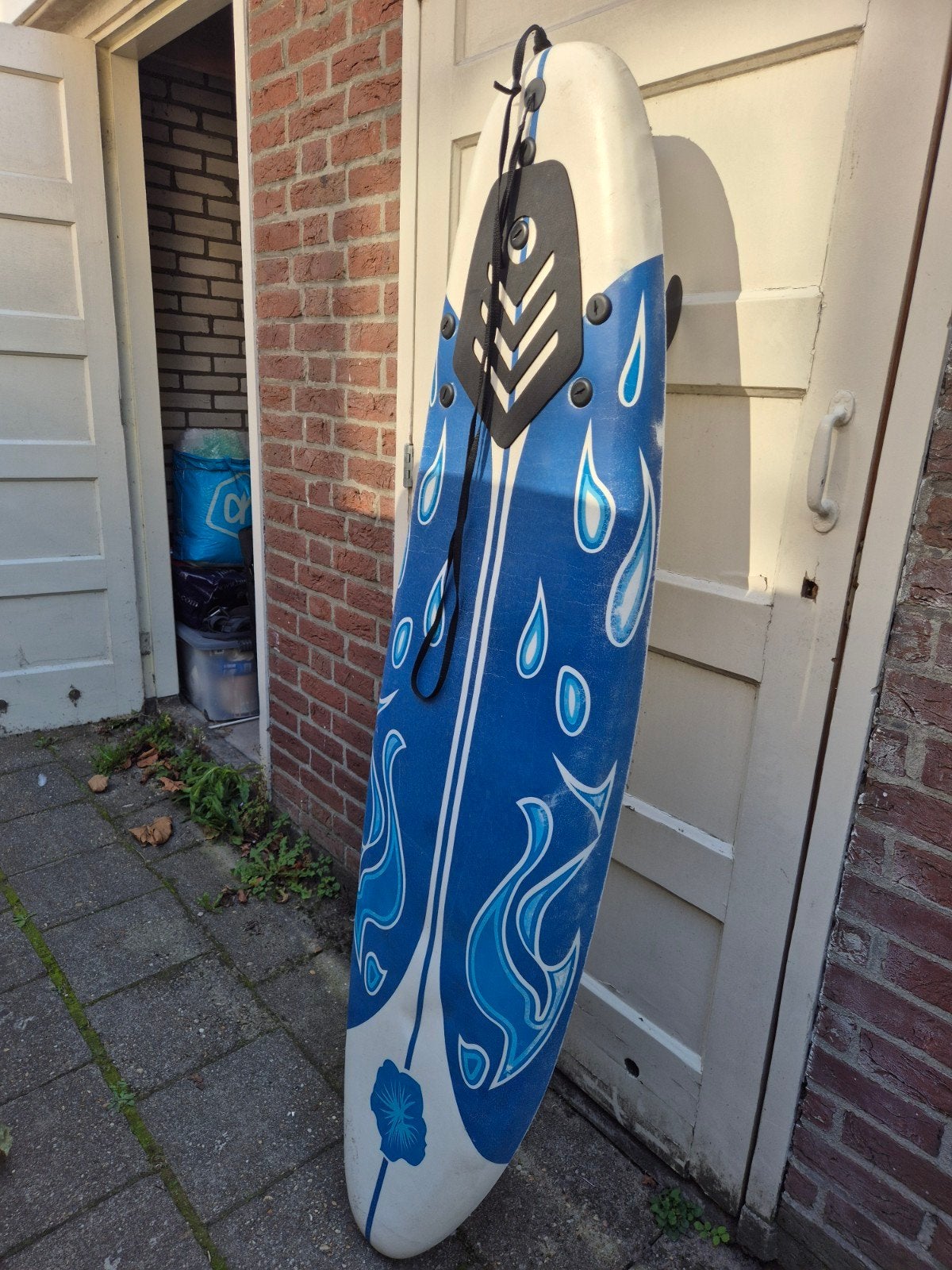 Surfboard 160 cm met 3 vinnen en leash – beginners / jeugd