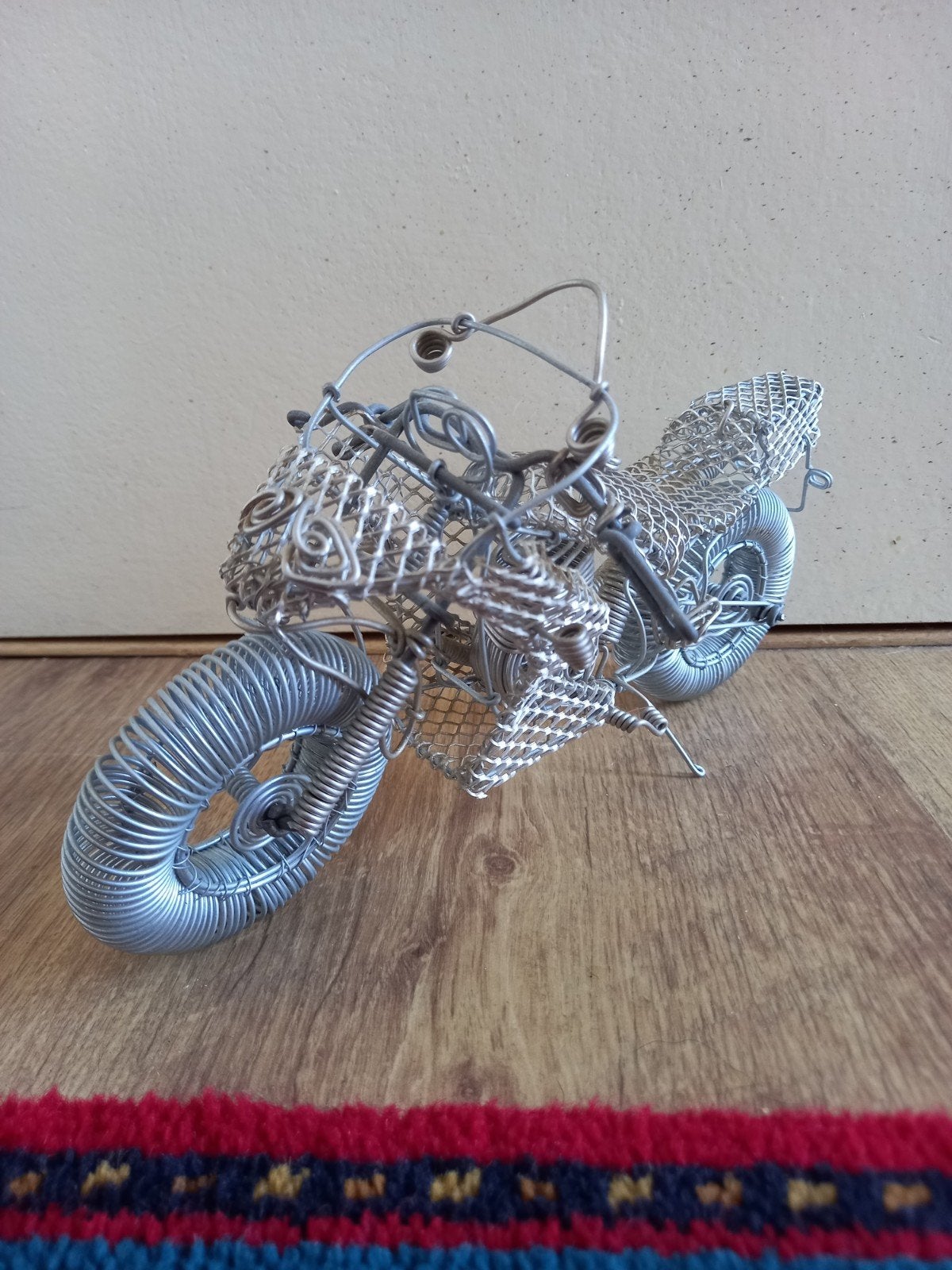 Gevlochten Motor racer., Verzamelen, Ophalen