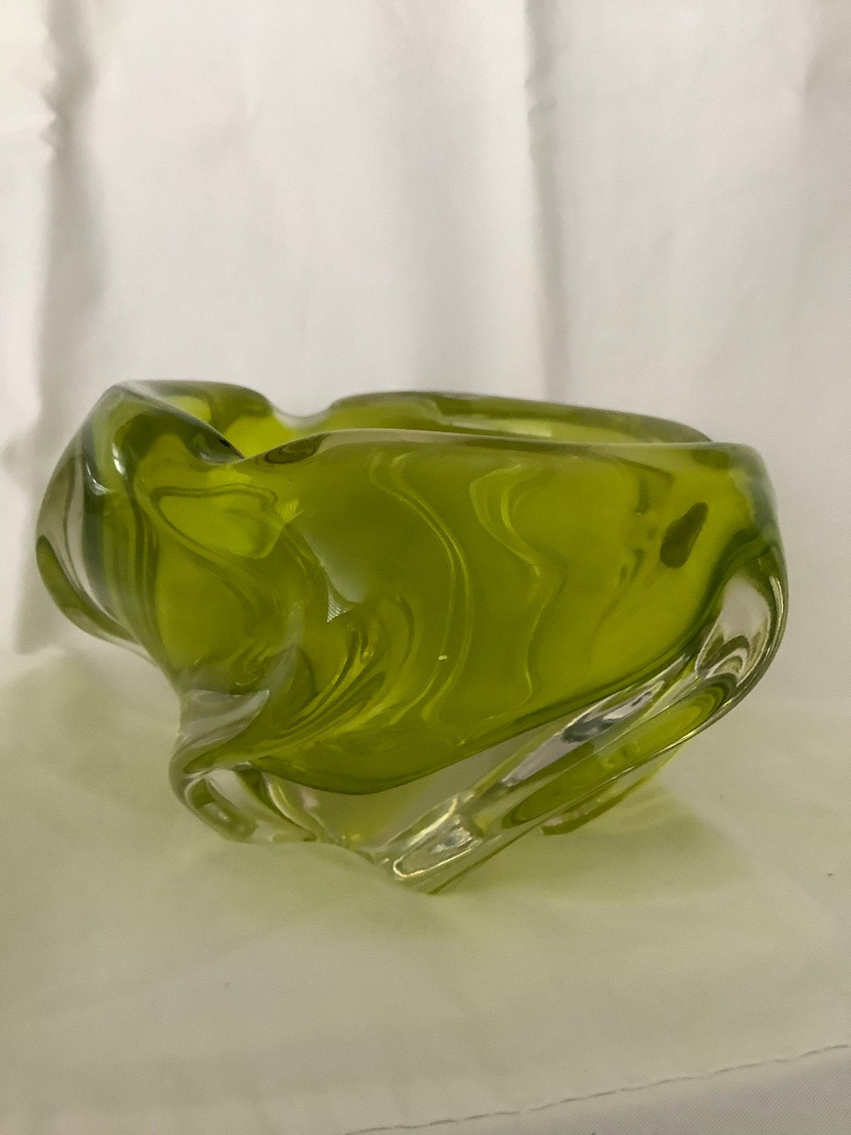 Zeer mooie geel/groene bowl/asbak Josef Hospodka Chribska, Antiek en Kunst, Curiosa en Brocante, Ophalen of Verzenden
