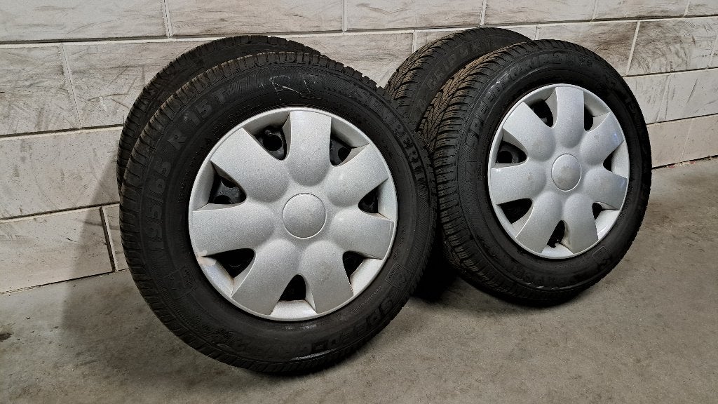 Winterbanden Astra K Astra J Cruze 195/65/15 veel profiel, Auto-onderdelen, Banden en Velgen, Gebruikt, 15 inch, Banden en Velgen