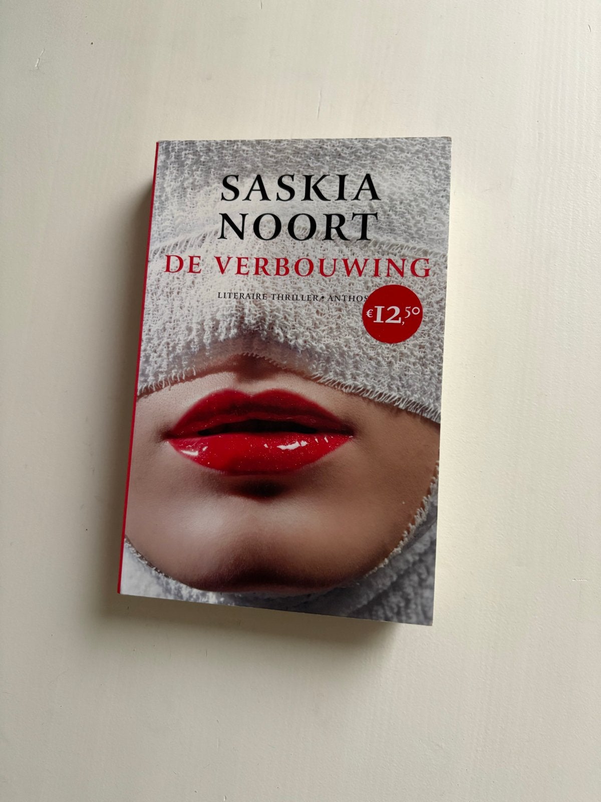 Saskia Noort - De Verbouwing (Literaire Thriller), Boeken, Ophalen of Verzenden, Zo goed als nieuw, Nederland