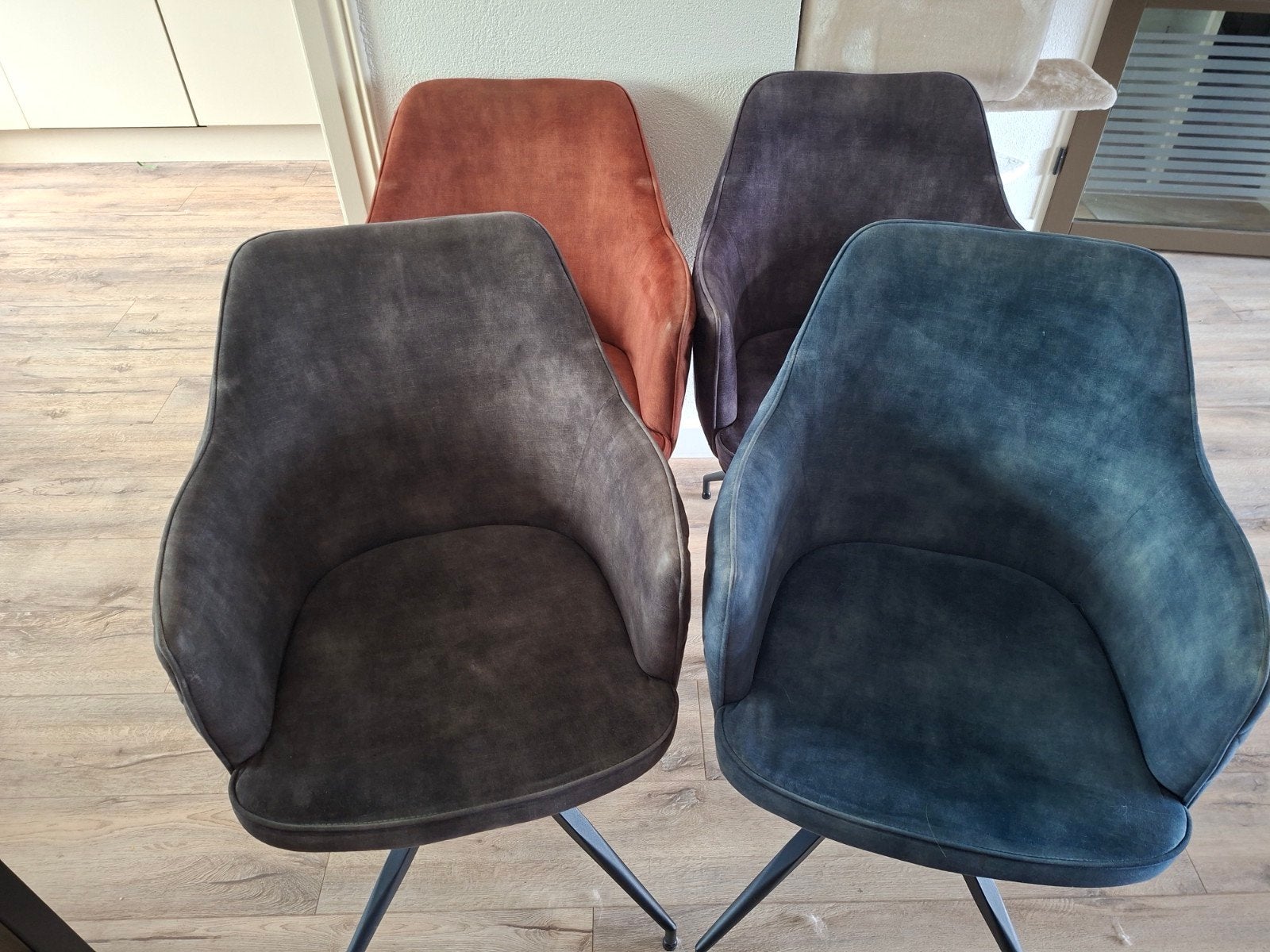 Velours kuipstoelen met draaifunctie en ruitstiksel, Ophalen, Gebruikt, Overige kleuren, Modern, Luxe, Industrieel