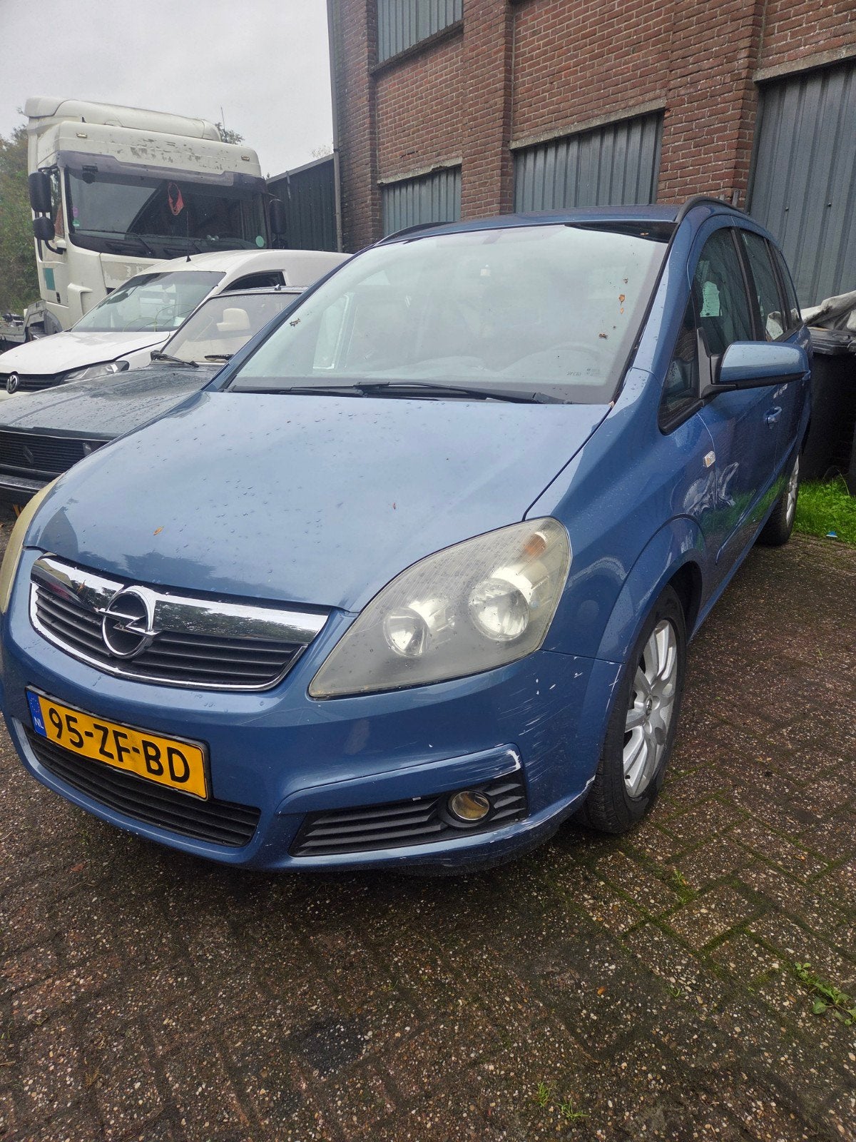 Opel Zafira 1.6 16V Euro4 2008 Blauw, trekhaak, 7 persoons, Auto's, Voorwielaandrijving, Stof, Zwart, 4 cilinders