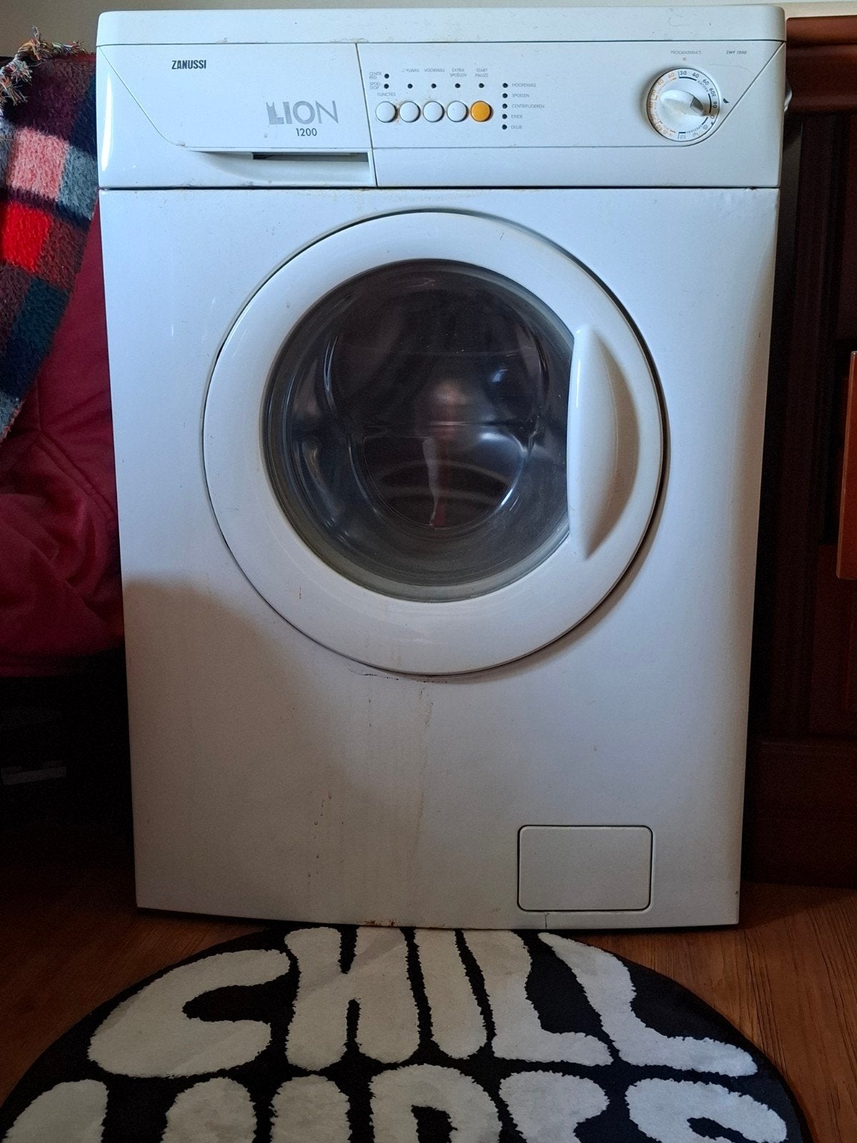 Zanussi Lion 1200 Wasmachine voor trekschakelaar., Ophalen, 1200 tot 1600 toeren, Gebruikt, 4 tot 6 kg