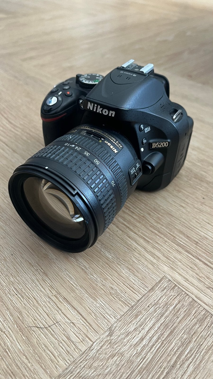 Nikon D5200 spiegelreflexcamera met 2 objectieven en grip, Audio, Tv en Foto, Fotocamera's Digitaal, Zo goed als nieuw, Spiegelreflex