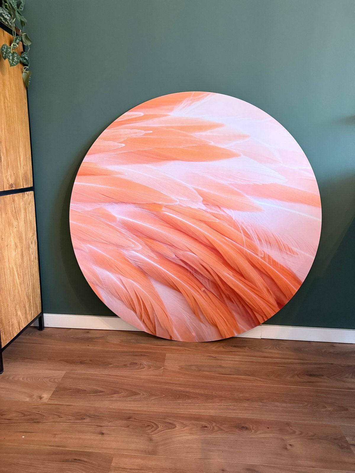 Hip orgnl Ronde wanddecoratie met flamingo veren print, Ophalen, Hout, Zo goed als nieuw, Wandcirkel