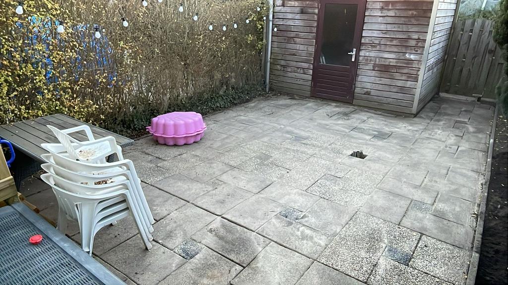 Tuin opfrissen? Betegelen, onkruid verwijderen, Tuin en Terras, Ophalen, Zo goed als nieuw, Beton, Terrastegels