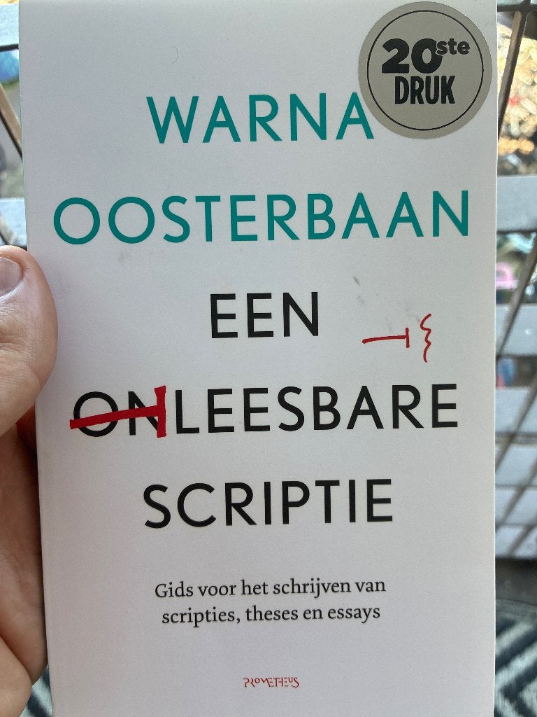 Gids: een (on)leesbare scriptie, Ophalen of Verzenden, Gelezen, Warna Oosterbaan
