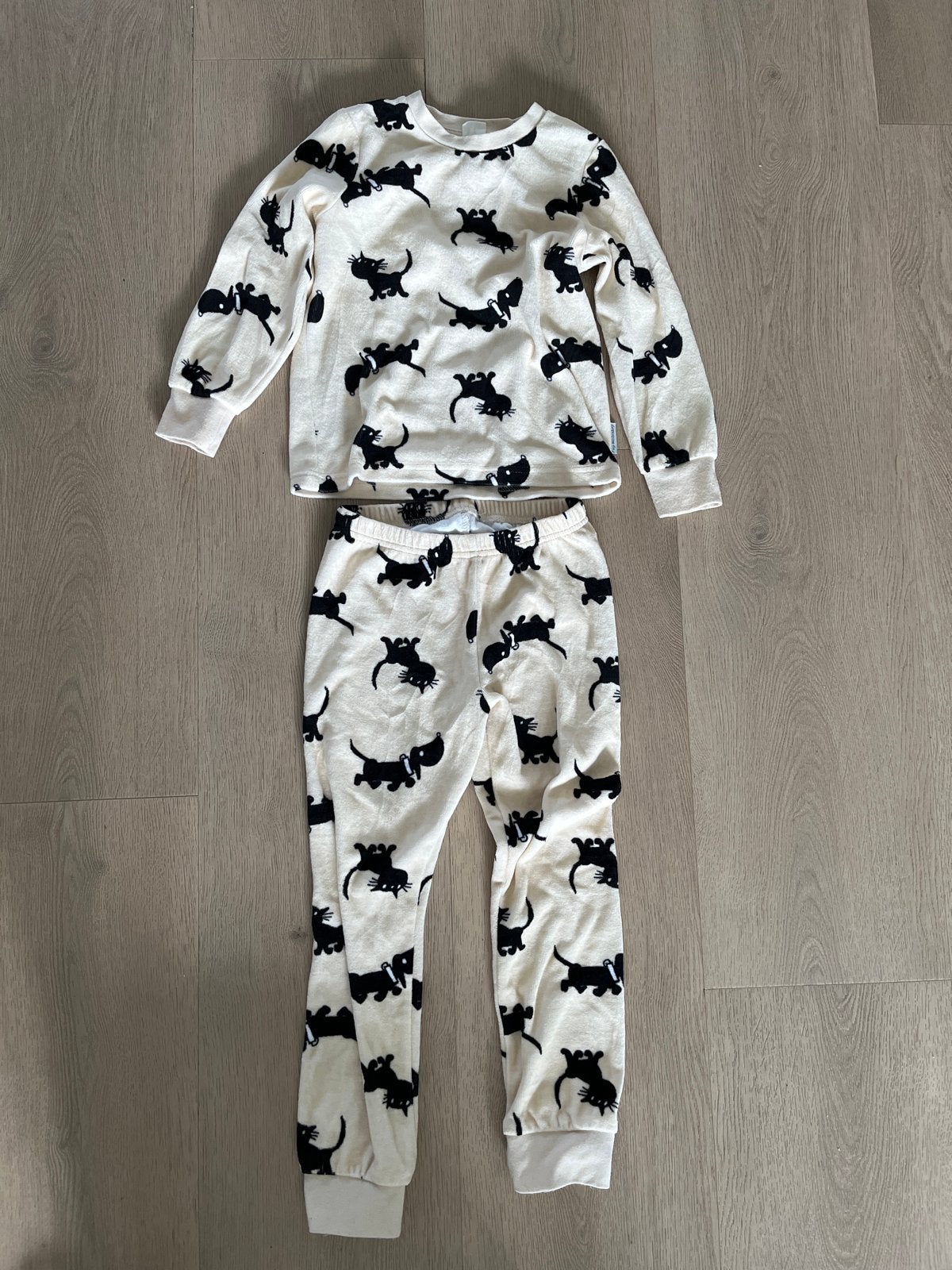 Hema pyjama met takkie - maat 110/116 (nieuw), Ophalen of Verzenden, Nieuw, Jongen of Meisje, Nacht- of Onderkleding