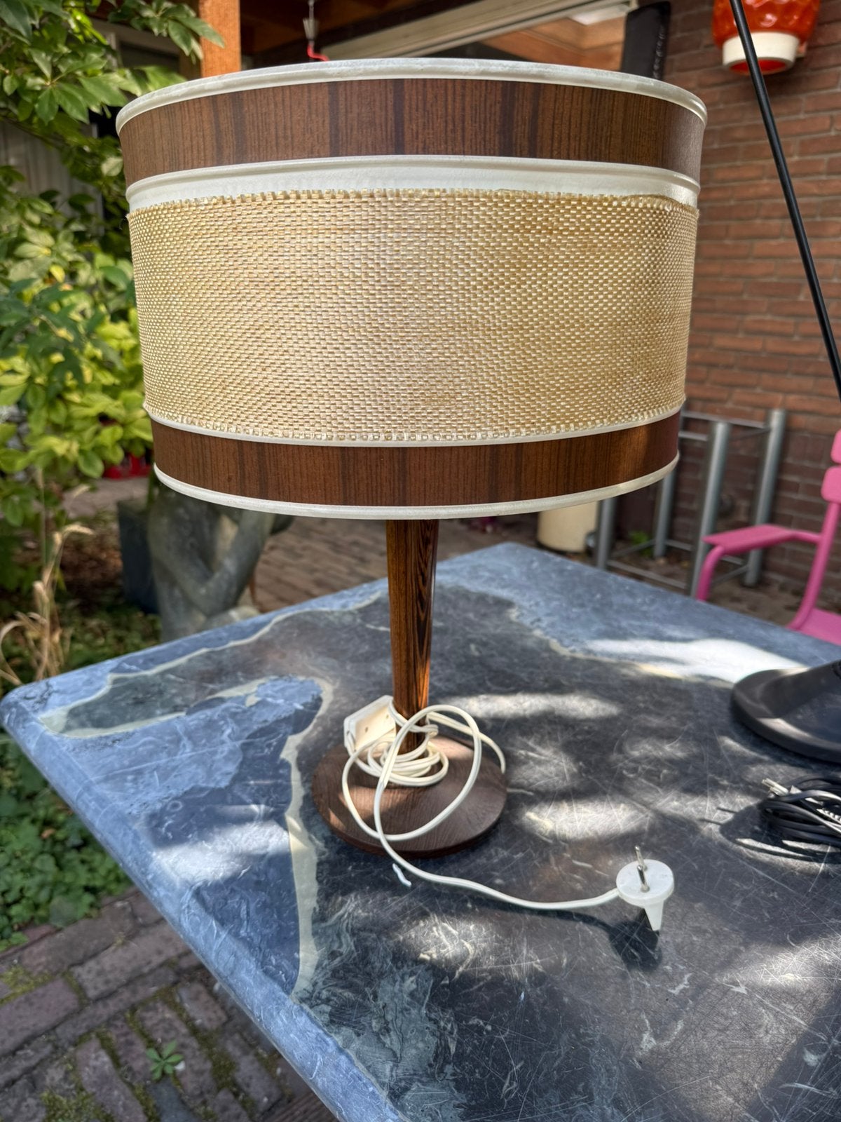 Schemerlamp Wengé voet en staander. Kunststof kap, Ophalen, Kunststof, Vintage, Zo goed als nieuw