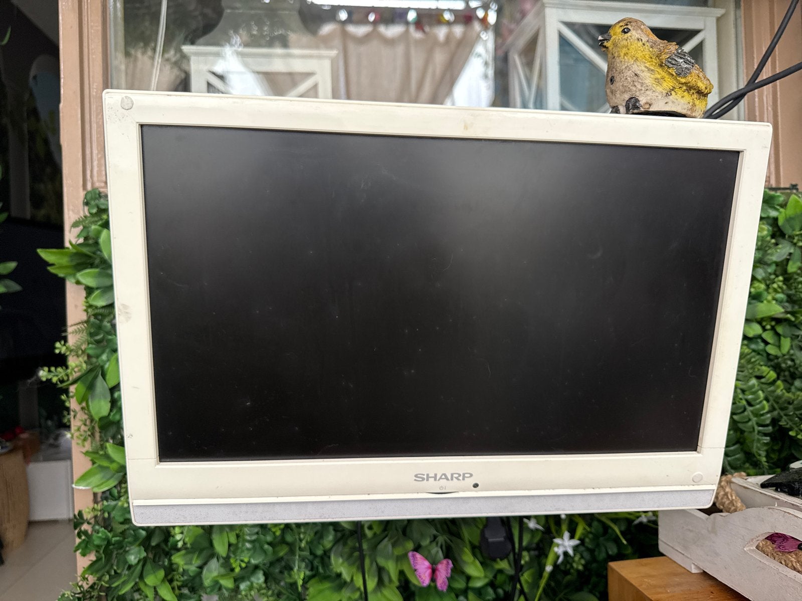Kleine Sharp TV - Ideaal voor slaapkamer of keuken, Ophalen, Gebruikt, LCD, Minder dan 40 cm