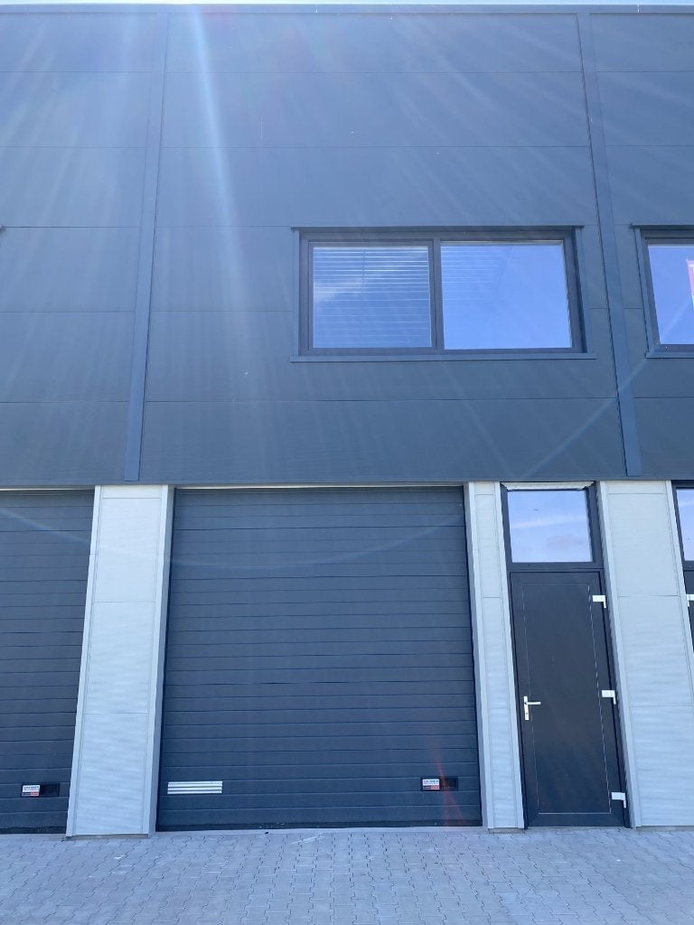 Te huur bedrijfsunit van 100 m² Zuidbroek Beneluxweg, Zakelijke goederen, Bedrijfs Onroerend goed, 100 m², Huur, Bedrijfsruimte