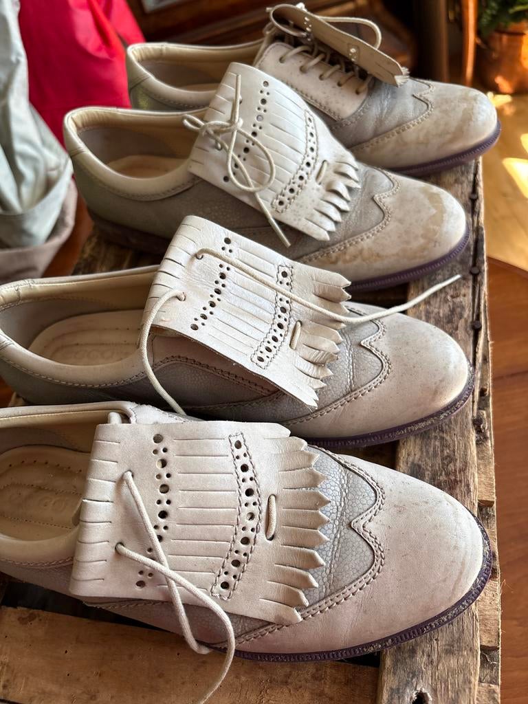 ECCO 2 paar Golf Schoenen  39 en 41- Comfortabel en Stijlvol, Ophalen of Verzenden, Gedragen, Beige, Overige typen