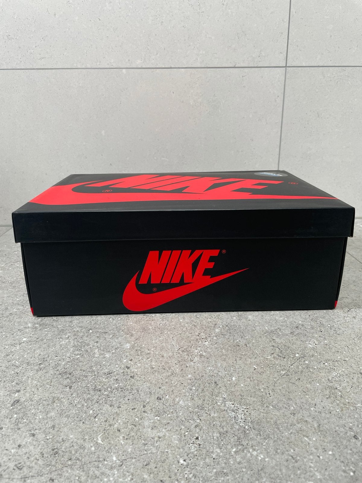 Nike Air Jordan 1 Retro High OG Light Smoke Grey, Ophalen of Verzenden, Nieuw, Overige kleuren, Sneakers of Gympen