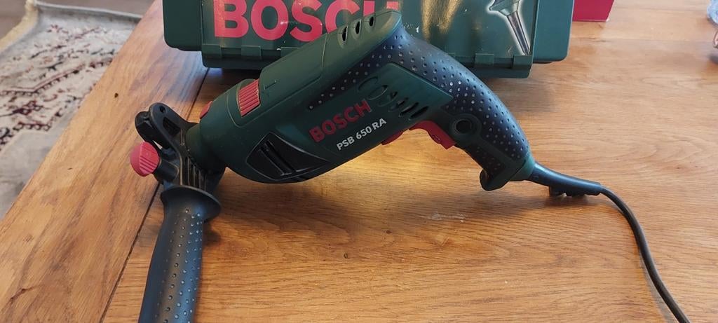 Bosch PSB 650 RA klopboormachine met koffer, Doe-het-zelf en Verbouw, Gereedschap | Boormachines, Ophalen of Verzenden, Boormachine