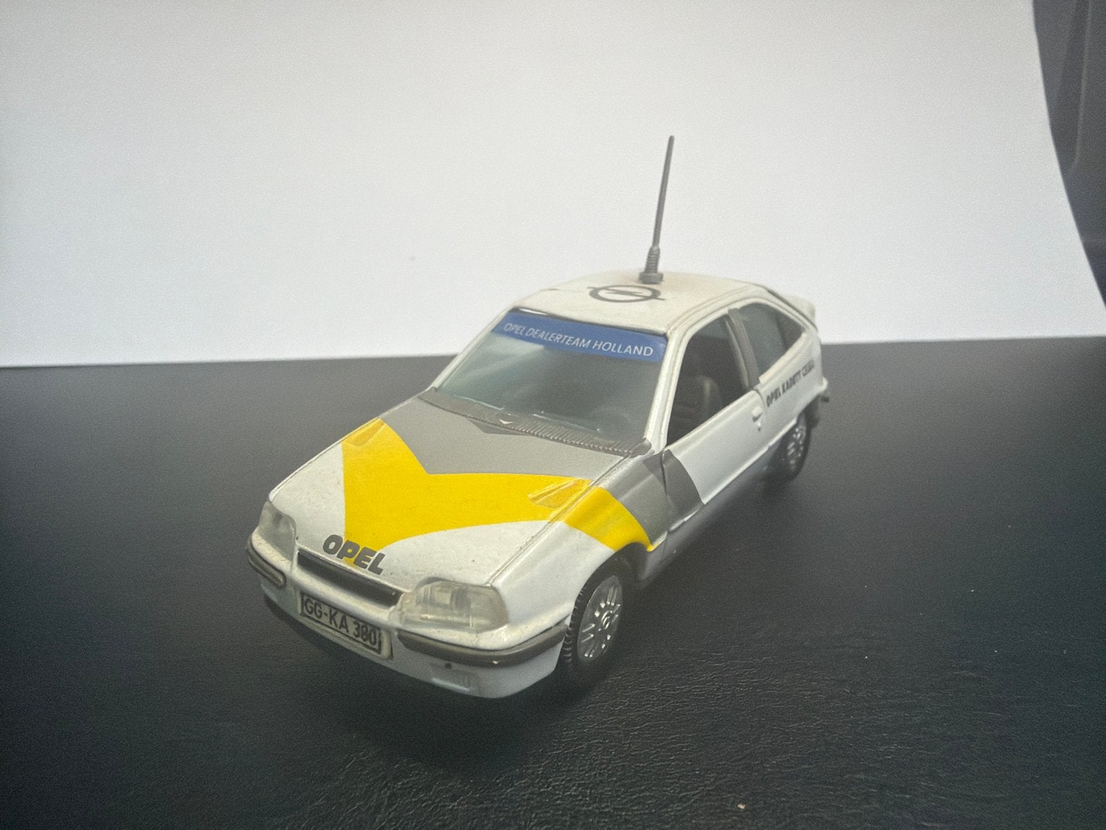 Gama Opel Kadett GSI 1/43 - Rally Team Holland, Hobby en Vrije tijd, Modelauto's | 1:43, Ophalen of Verzenden, Gebruikt, Auto