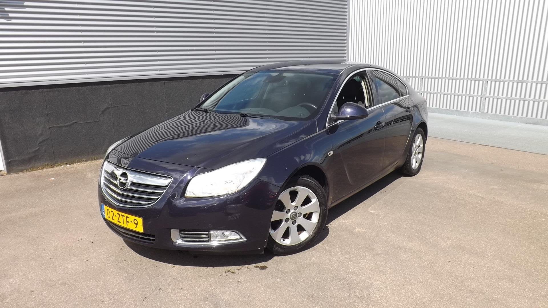 Opel Insignia 1.4 Turbo EcoFLEX Sport Navigatie, Trekhaak, C, Voorwielaandrijving, Euro 5, 4 cilinders, Blauw