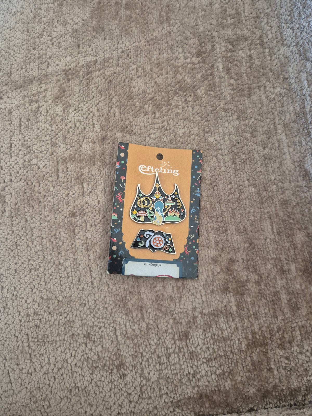 Efteling Pin 70 Jaar, Verzamelen, Efteling, Ophalen of Verzenden, Nieuw, Button of Speldje