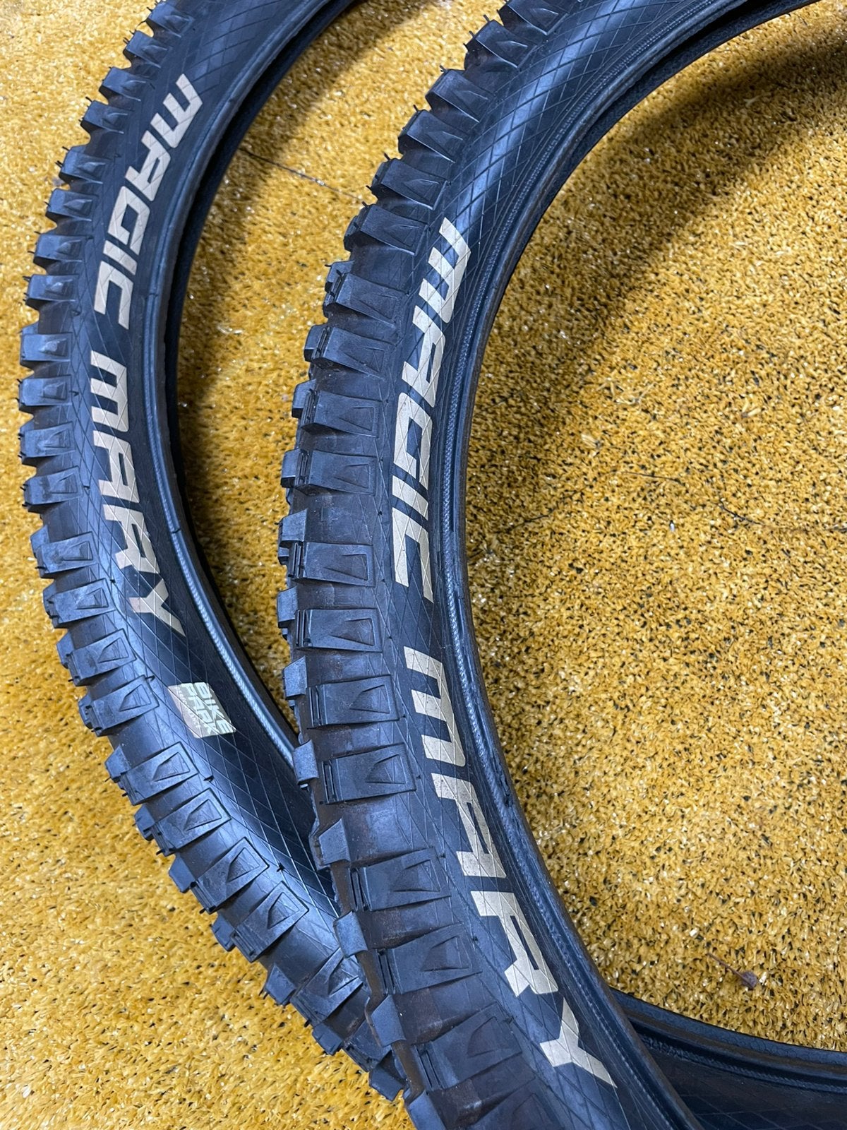 2x Schwalbe banden Magic Mary 26 inch, zgan (26x2.35), Ophalen, Zo goed als nieuw, Band