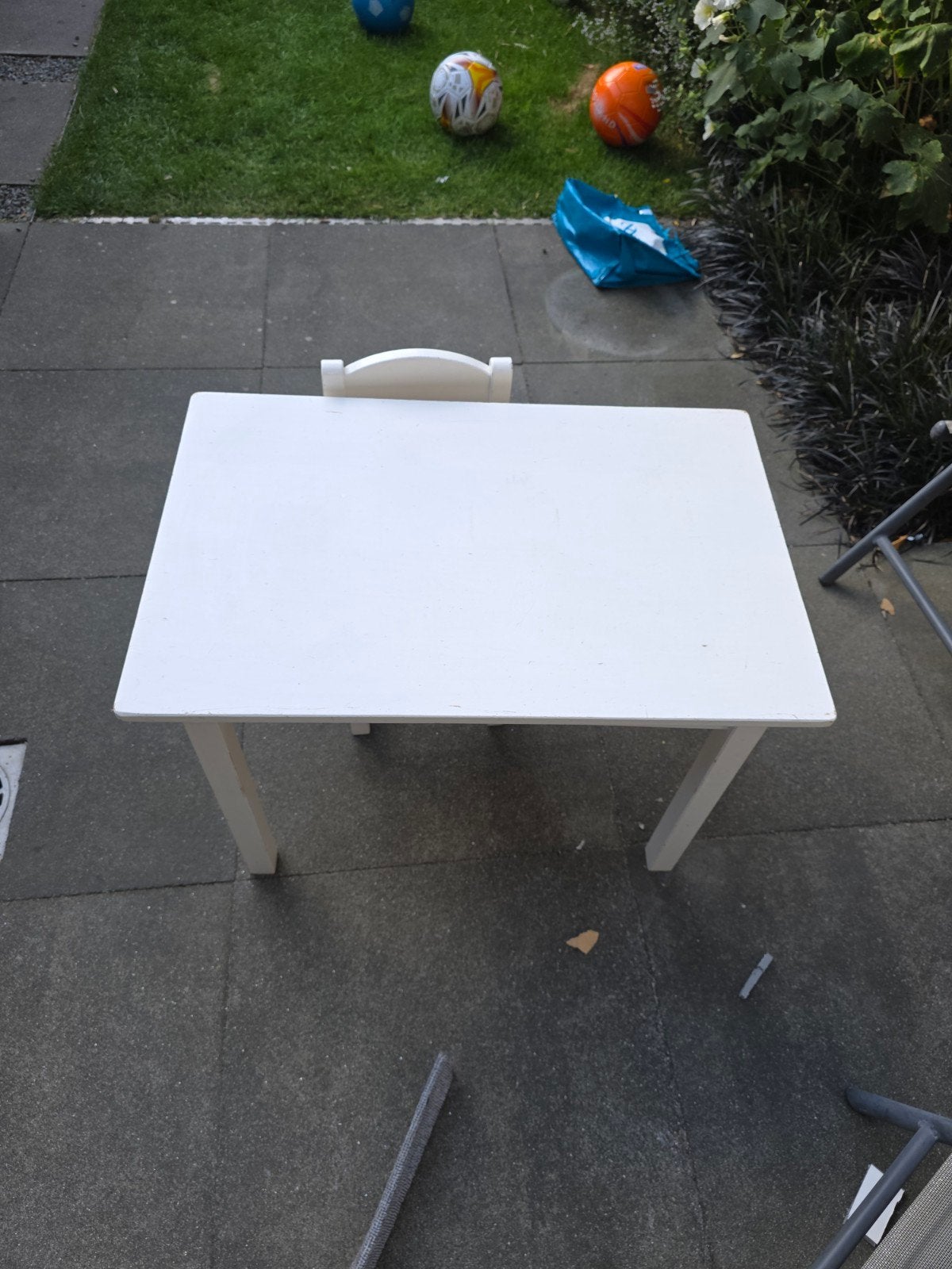 Witte kinder tafel met stoel, Ophalen, Gebruikt, Tafel(s) en Stoel(en)