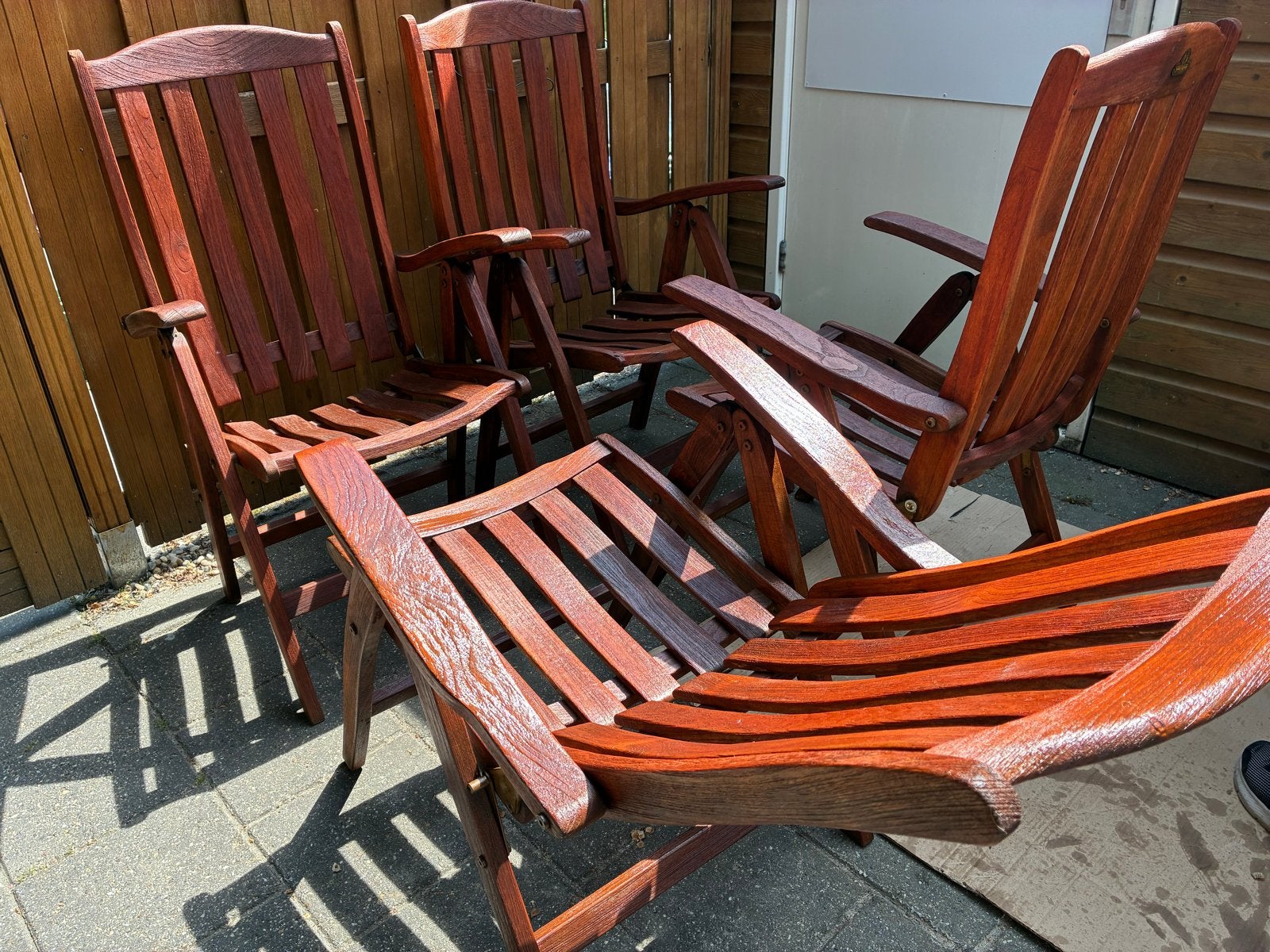 Set van 4 houten tuinstoelen, inklapbaar en verstelbaar, Ophalen of Verzenden, Gebruikt, Hout