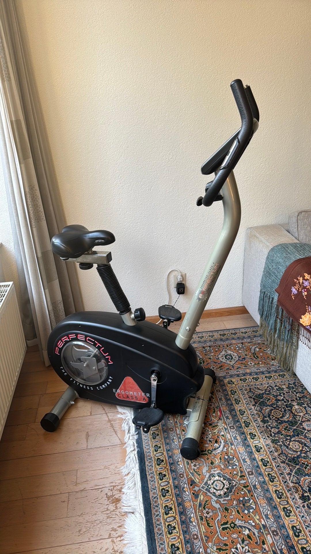 Perfectum Hometrainer (Ergometer Class A). Goede staat, Sport en Fitness, Ophalen, Gebruikt, Benen, Aluminium