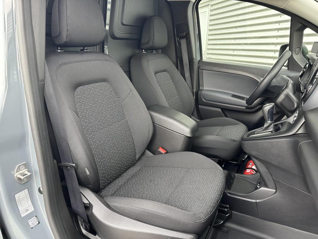 Mercedes-Benz eCitan 112 Pro L1 51 kWh | SoH 98%, Stof, Gebruikt, Zwart, 2 stoelen