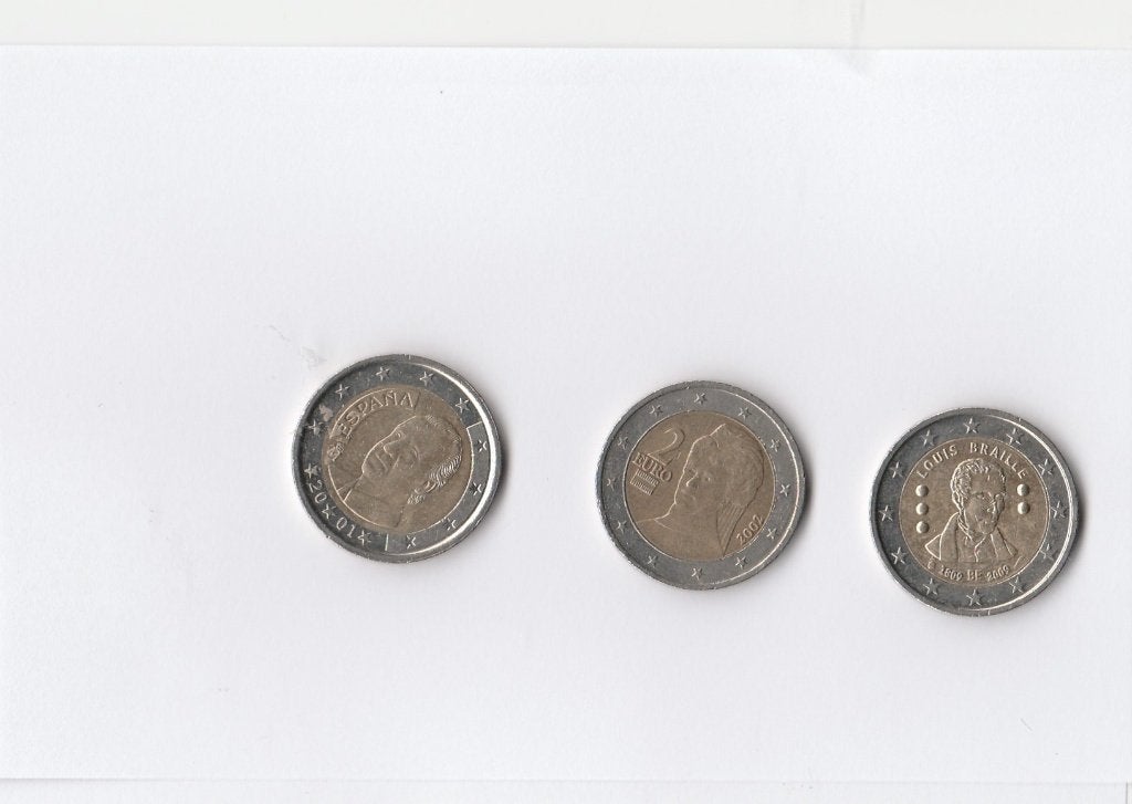no 46  3 verschillende 2 euromunten, Ophalen of Verzenden, Overige landen