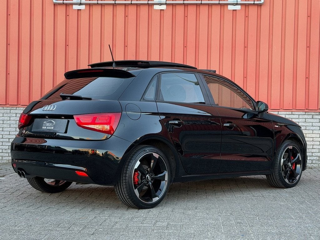 Audi A1 SPORTBACK 1.4 TFSI S-Line Pano Stoelvw PDC BT AC Nav, Auto's, Audi, Euro 5, Stof, Zwart, 4 cilinders