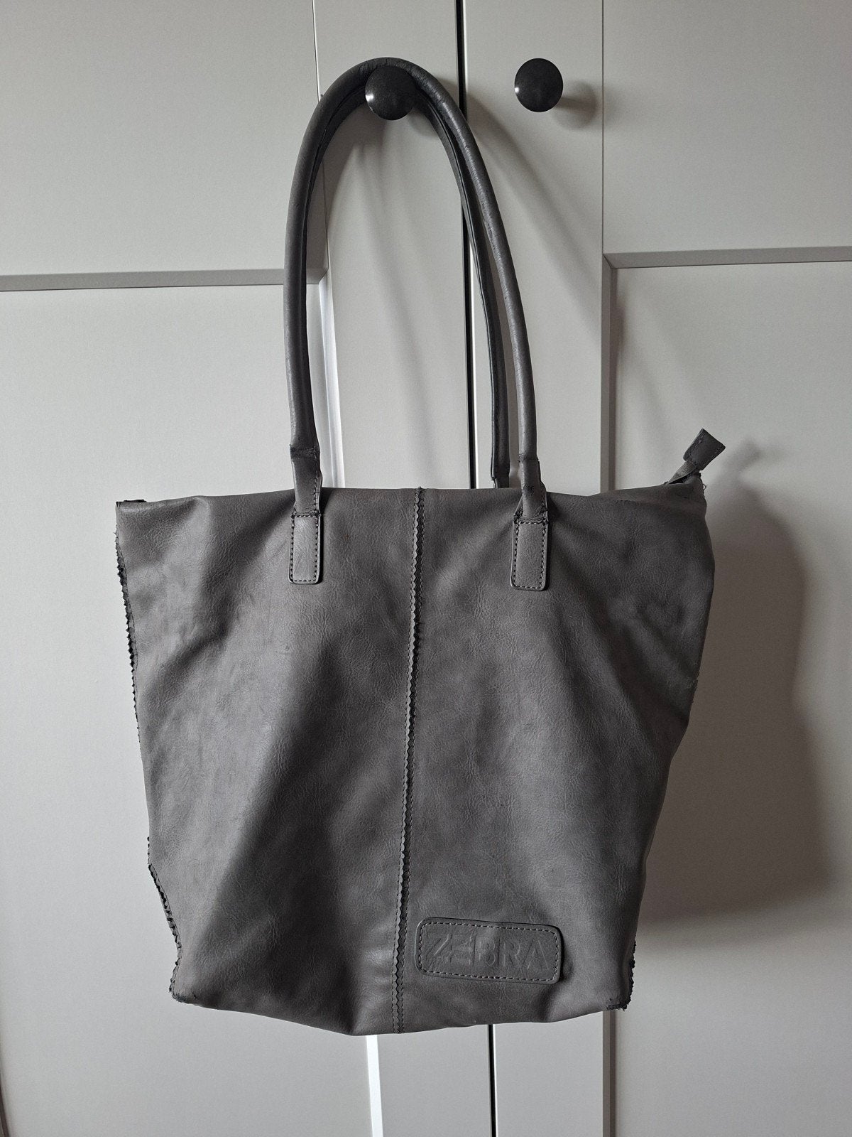 Grijze tas Zebra, Gebruikt, Minder dan 40 cm, Minder dan 35 cm, Grijs
